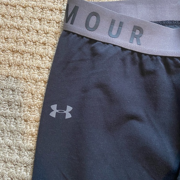 Under Armour Leggings - Picture 3 of 3